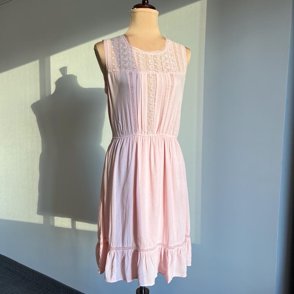 F21 blush flowy dress